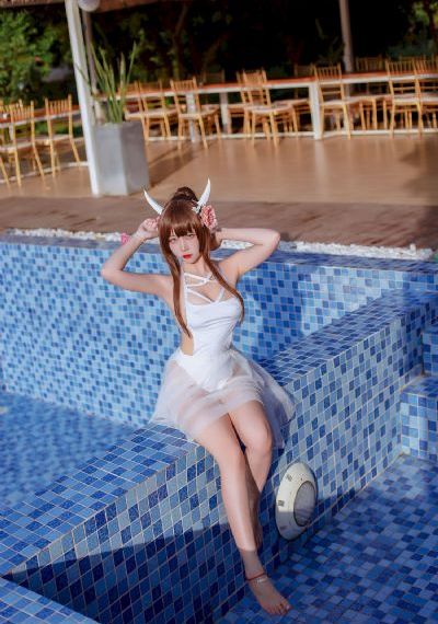 夏日海滩动漫在线观看_高清无删减在线观看