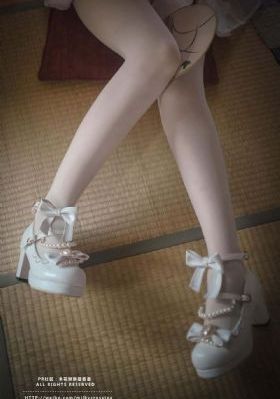 厨房的师生激情h_免费高清在线观看